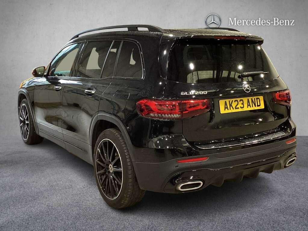 Mercedes-Benz GLB Class 200 Amg Line Premium Night Ed 7G-tronic 2023 Black #2