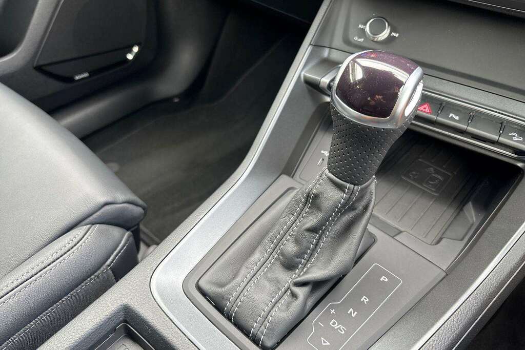 Audi Q3 45 Tfsi E S Line S Tronic Tech Pack Black #15