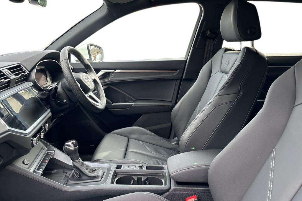 Audi Q3 45 Tfsi E S Line S Tronic Tech Pack Black #21