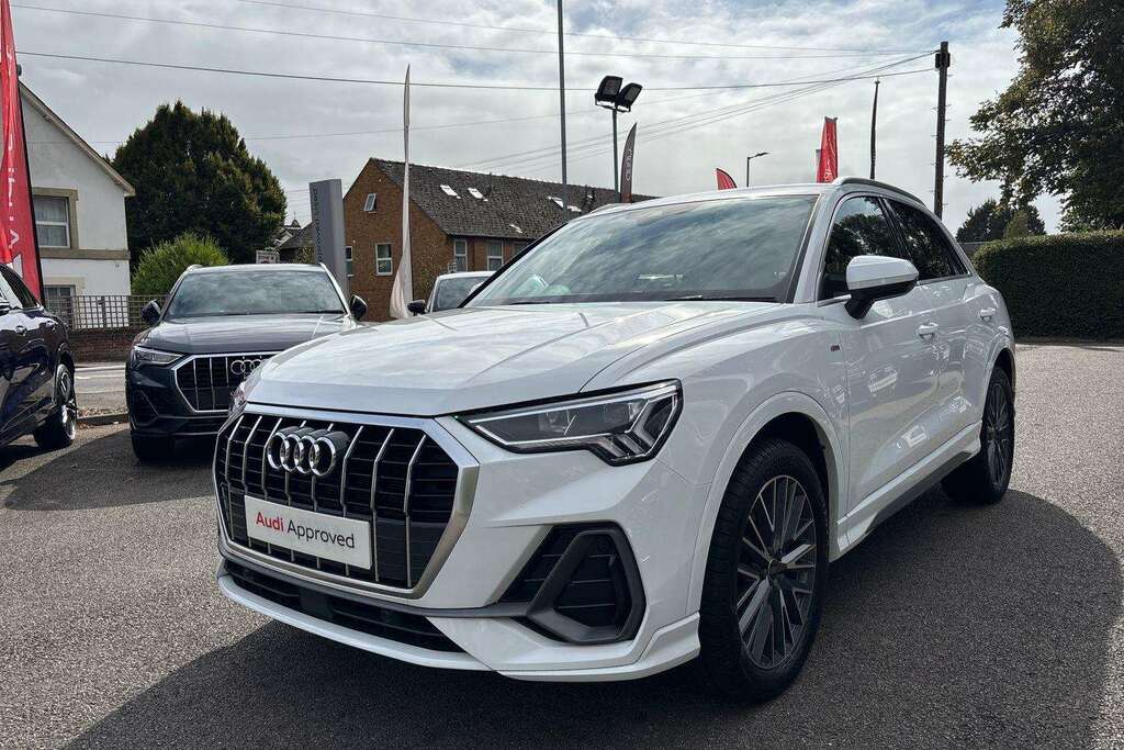 Audi Q3 45 Tfsi E S Line S Tronic Tech Pack Black #39