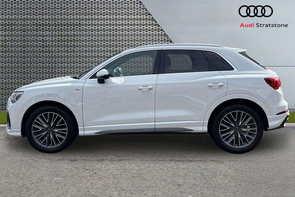 Audi Q3 45 Tfsi E S Line S Tronic Tech Pack Black #8