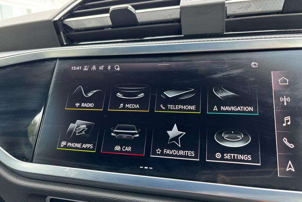 Audi Q3 45 Tfsi E S Line S Tronic Tech Pack Black #27