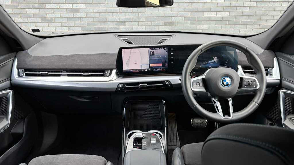 BMW iX2 230Kw Xdrive30 M Sport 65Kwh 2024  #3