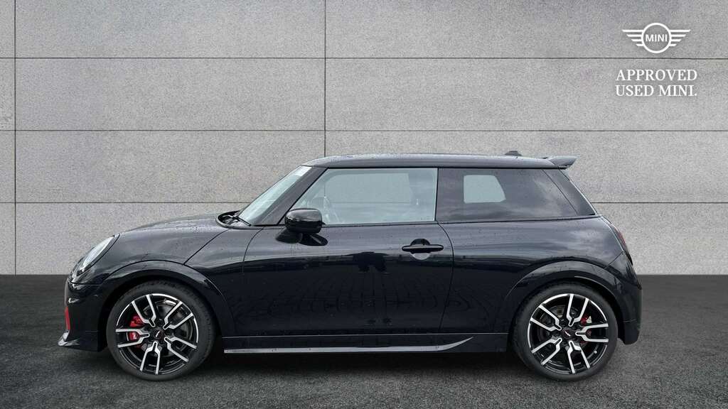 Mini Hatch 2.0 John Works 2025 Black #3
