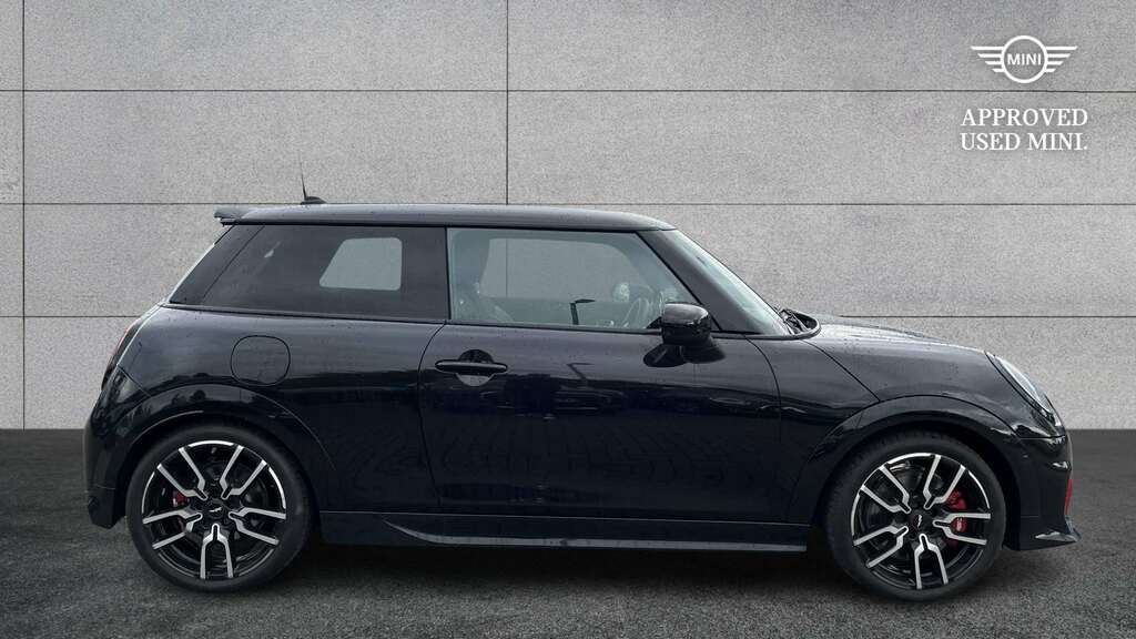 Mini Hatch 2.0 John Works 2025 Black #2