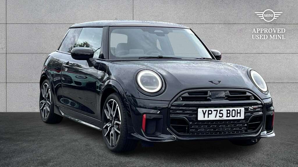 Mini Hatch 2.0 John Works 2025 Black