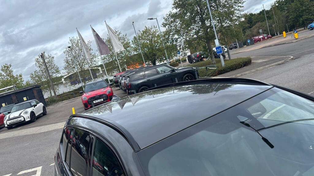 BMW 3 Series 330E Se Pro Step Black #18