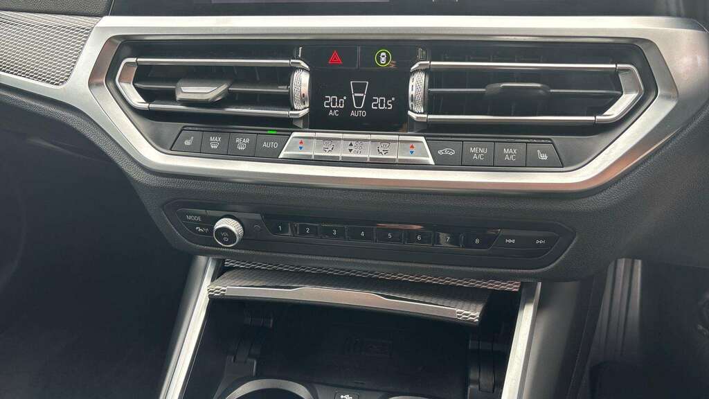 BMW 3 Series 330E Se Pro Step Black #36