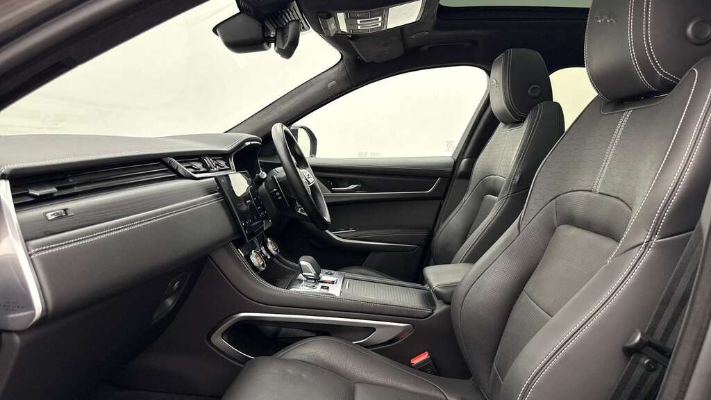 Jaguar F-Pace 2.0 P400e R-dynamic Hse Black 90Th Anniv KR74VBO Grey #3