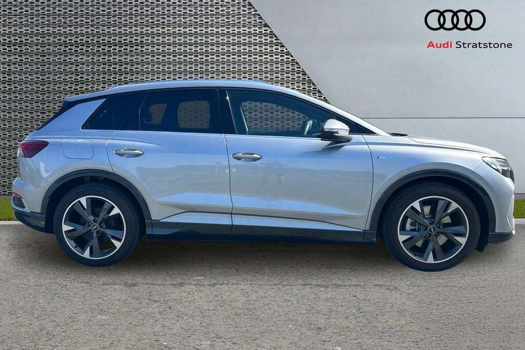 Audi Q4 E Tron Audi Q4 E-tron Black Edition 45 Grey #4
