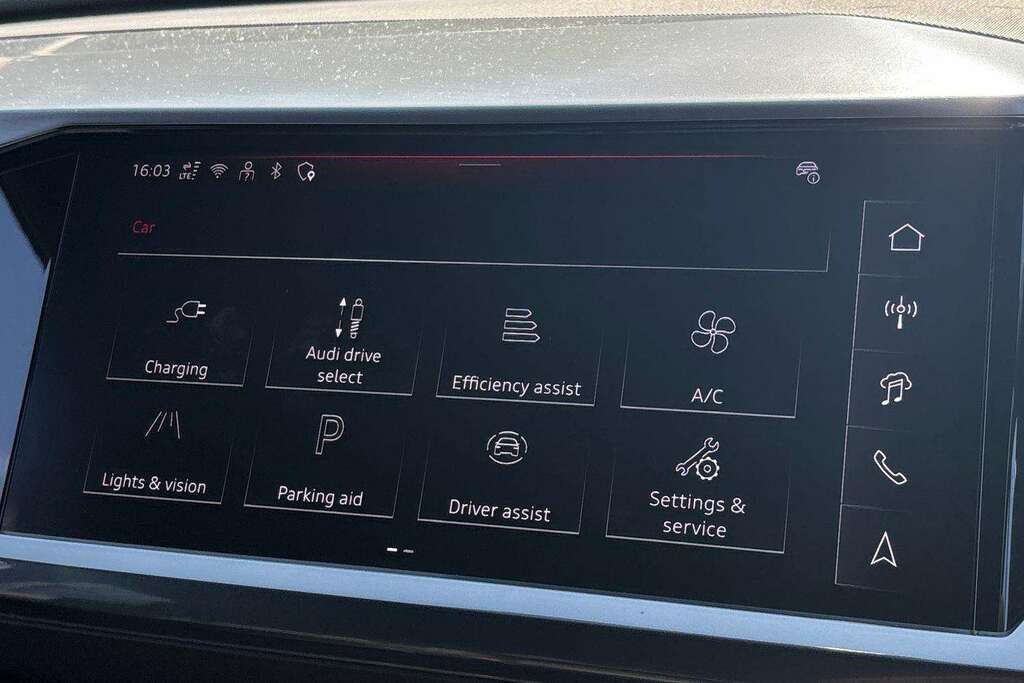 Audi Q4 E Tron Audi Q4 E-tron Black Edition 45 Grey #40