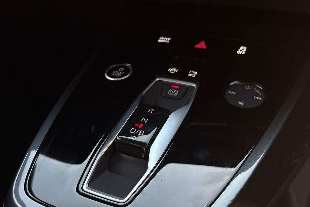 Audi Q4 E Tron Audi Q4 E-tron Black Edition 45 Grey #15
