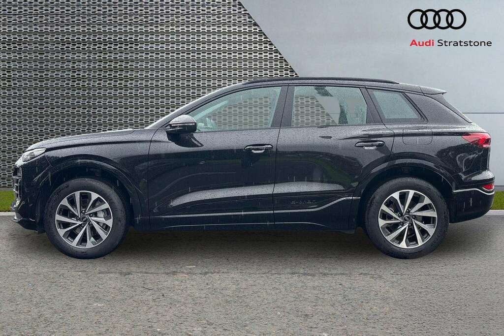 Audi Q6 E-Tron Sport Black #8
