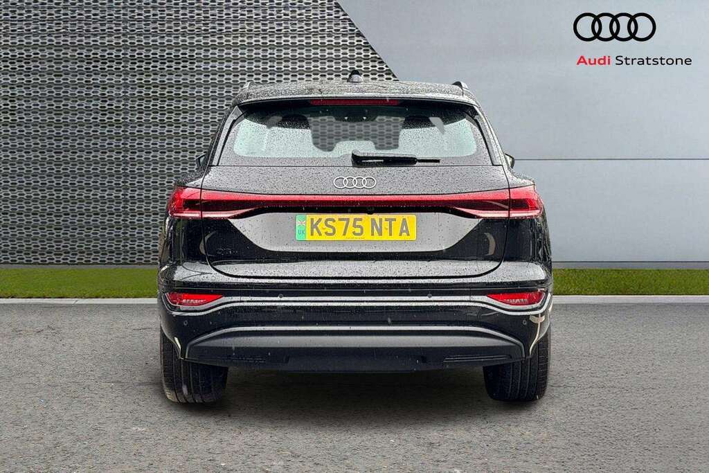 Audi Q6 E-Tron Sport Black #7