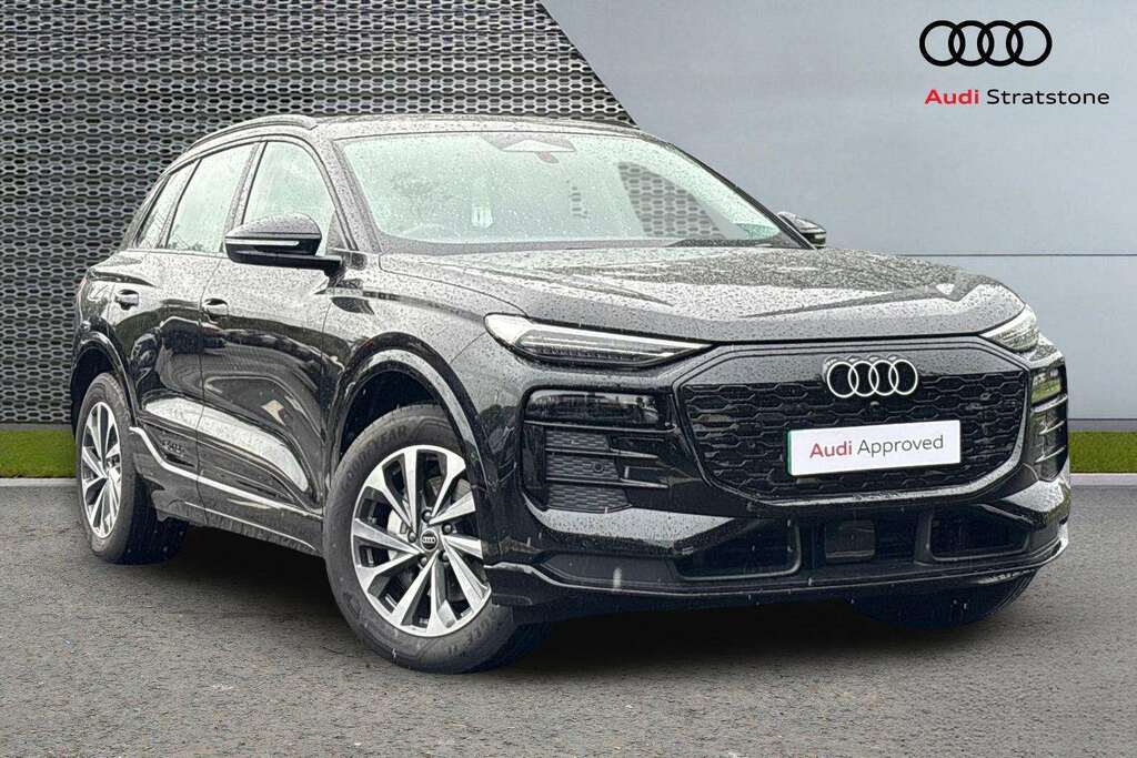 Audi Q6 E-Tron Sport Black #1