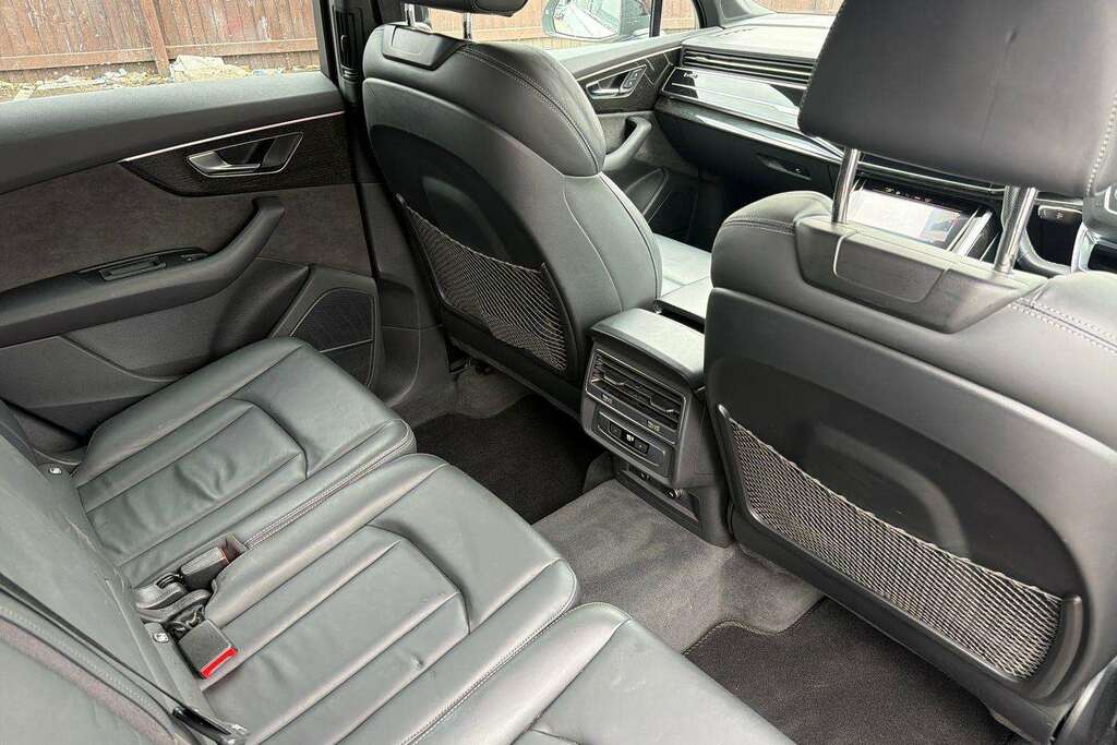Audi Q7 3.0 Q7 Black Edition Black #23