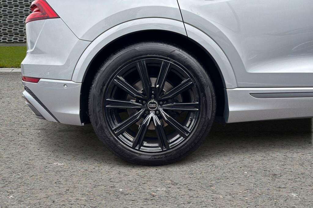 Audi Q8 Sq8 Vorsprung Blue #11