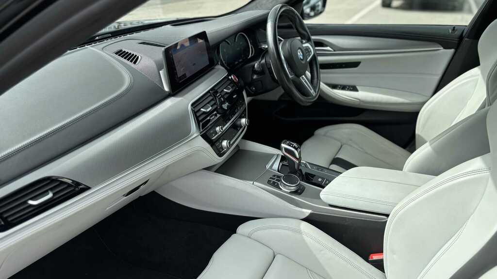 BMW M5 M Sport Black #7