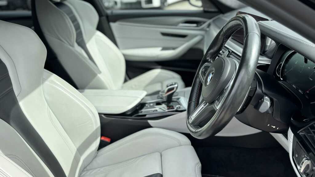 BMW M5 M Sport Black #23