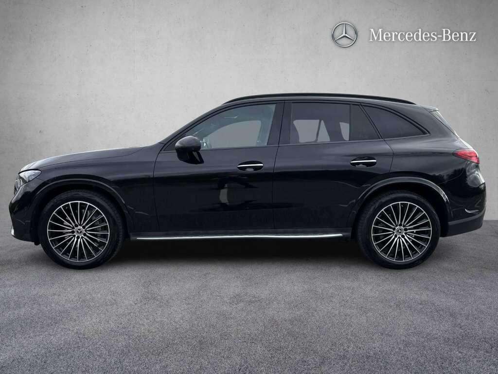 Mercedes-Benz GLC Class 300 4Matic Amg Line Premium Plus 9G-tronic 202 Black #3