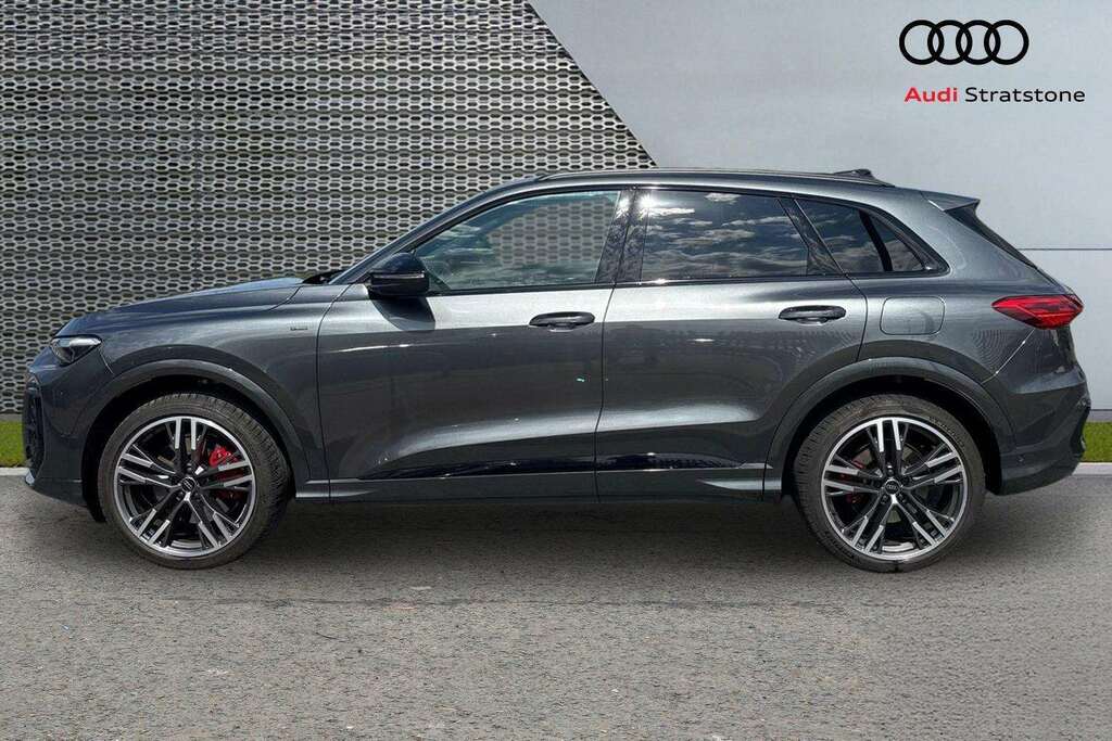 Audi Q5 S Line Black #8