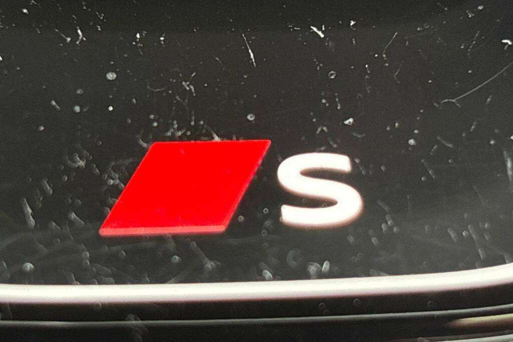 Audi Q6 E-Tron Sport Black #38