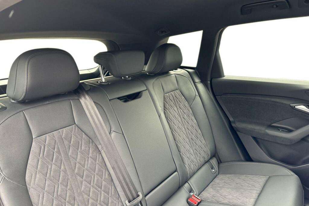 Audi Q6 E-Tron Sport Black #22
