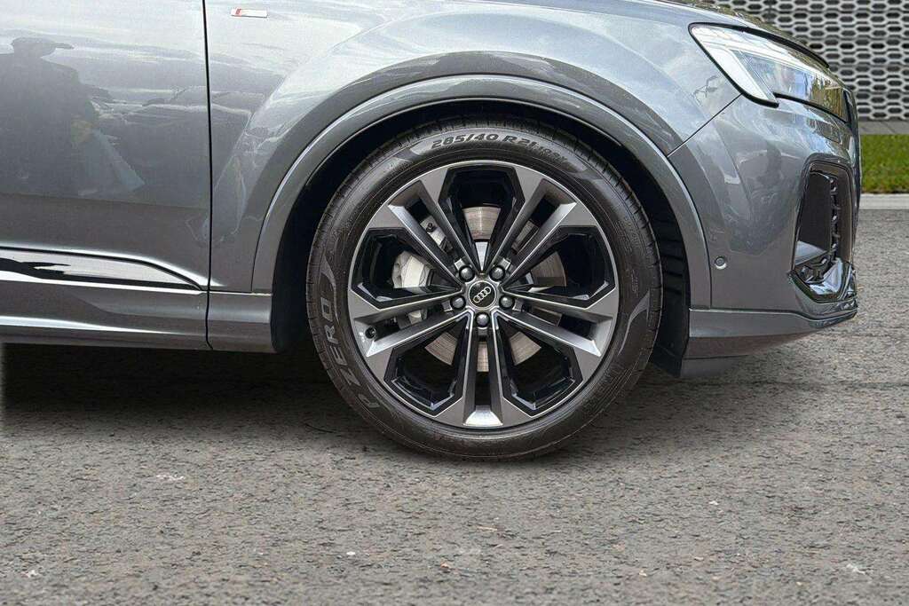 Audi Q7 3.0 Tdi Quattro 286 Black Edition Tiptronic 20  #5