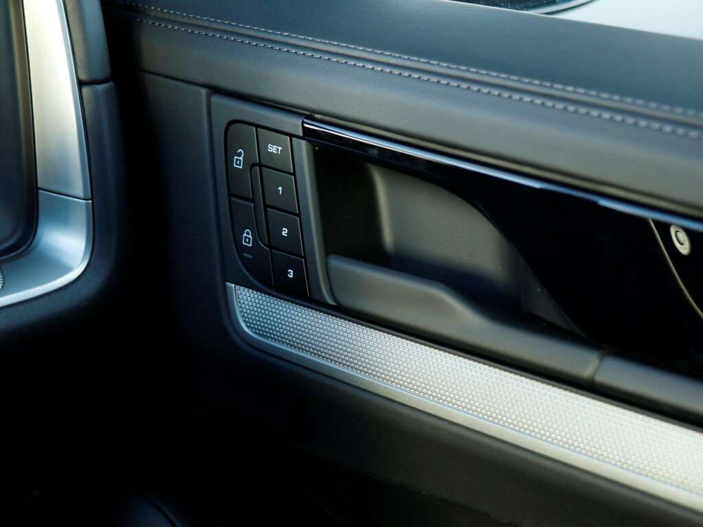Porsche Cayenne Black Edition Tiptronic S Black #21
