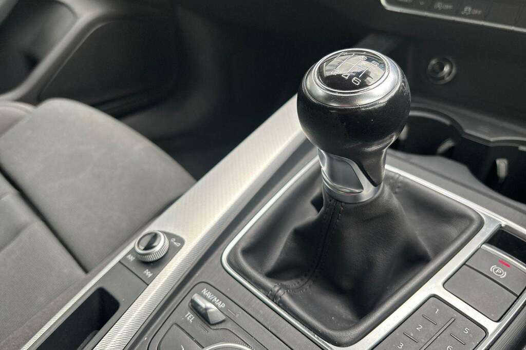 Audi A4 Tfsi S Line Black Edition Black #15