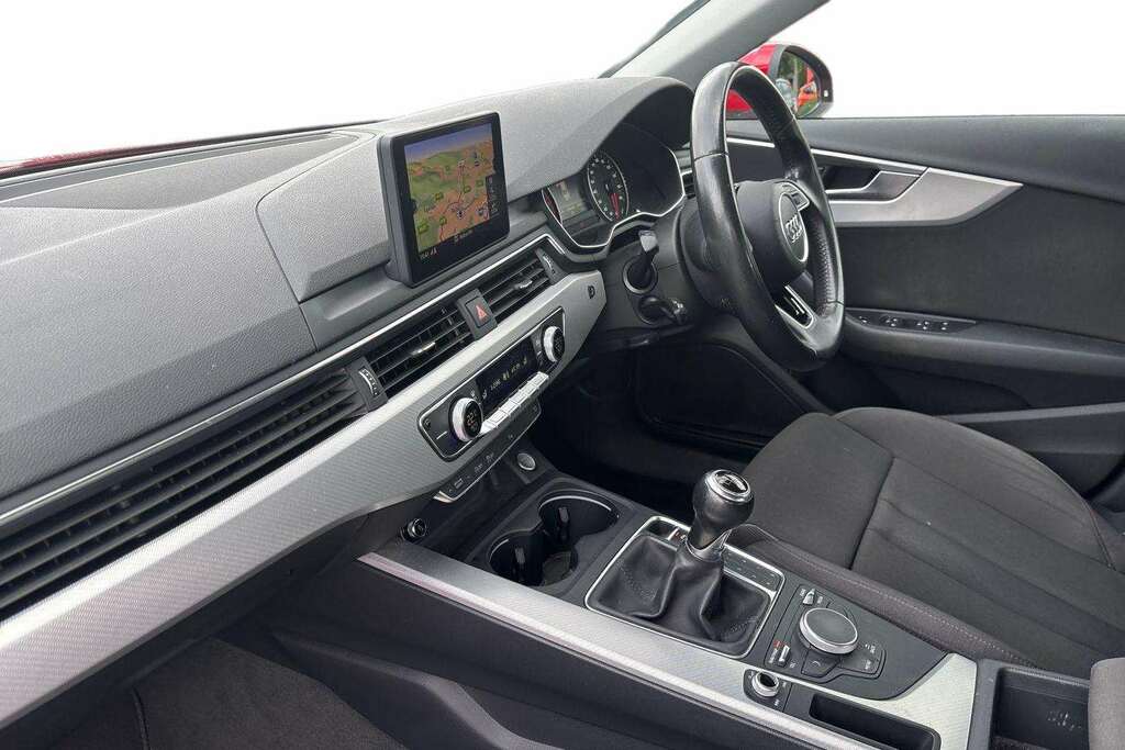 Audi A4 1.4T Fsi Sport 2017 Red #2