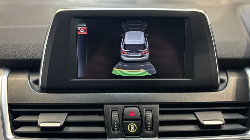 BMW 2 Series 220D Luxury Black #12