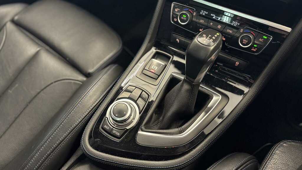 BMW 2 Series 220D Luxury Black #8
