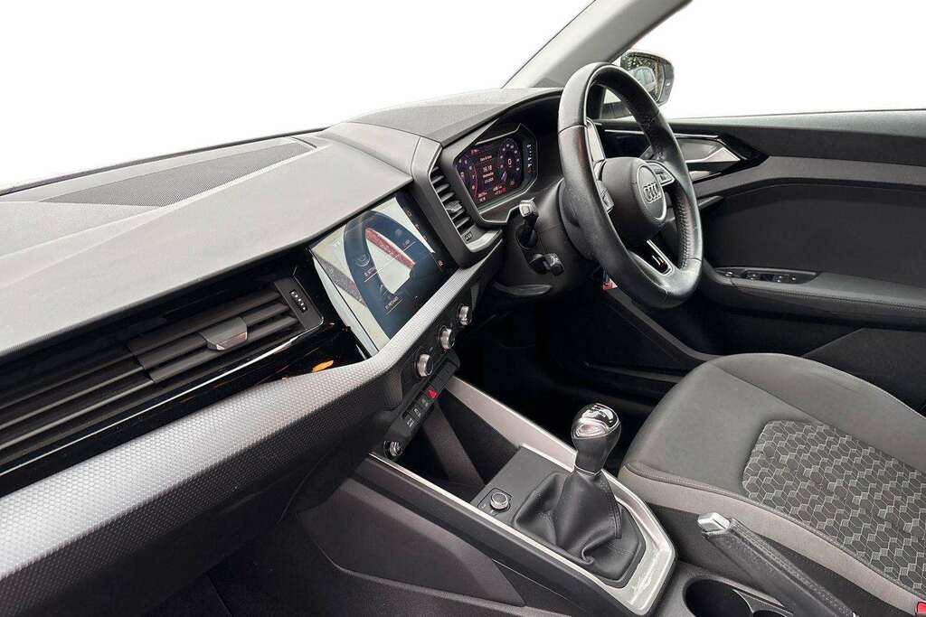 Audi A1 30 Tfsi Sport 2019 VT19KLZ White #2