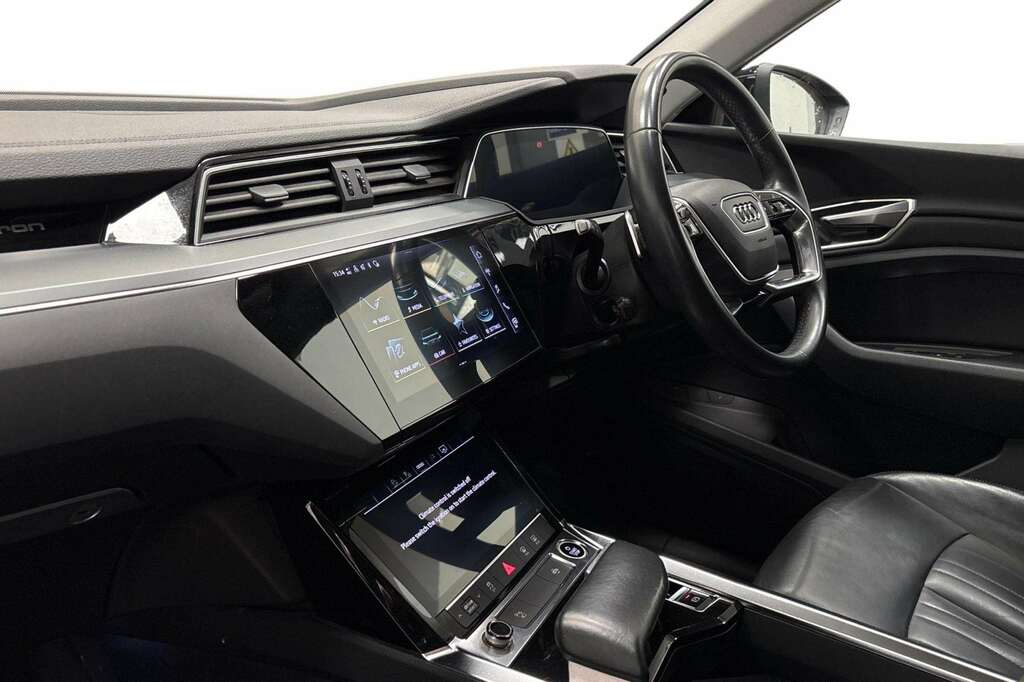 Audi E-tron 230Kw 50 Quattro 71Kwh Technik 2020 Black #2