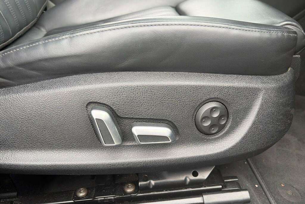 Audi A6 2.0L Tdi S Line 202 Bhp Black #40
