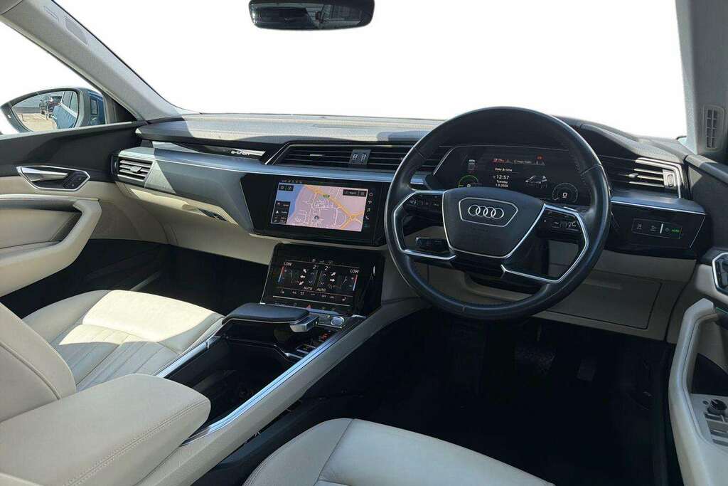 Audi E-tron 55 Quattro 95Kwh Blue #20
