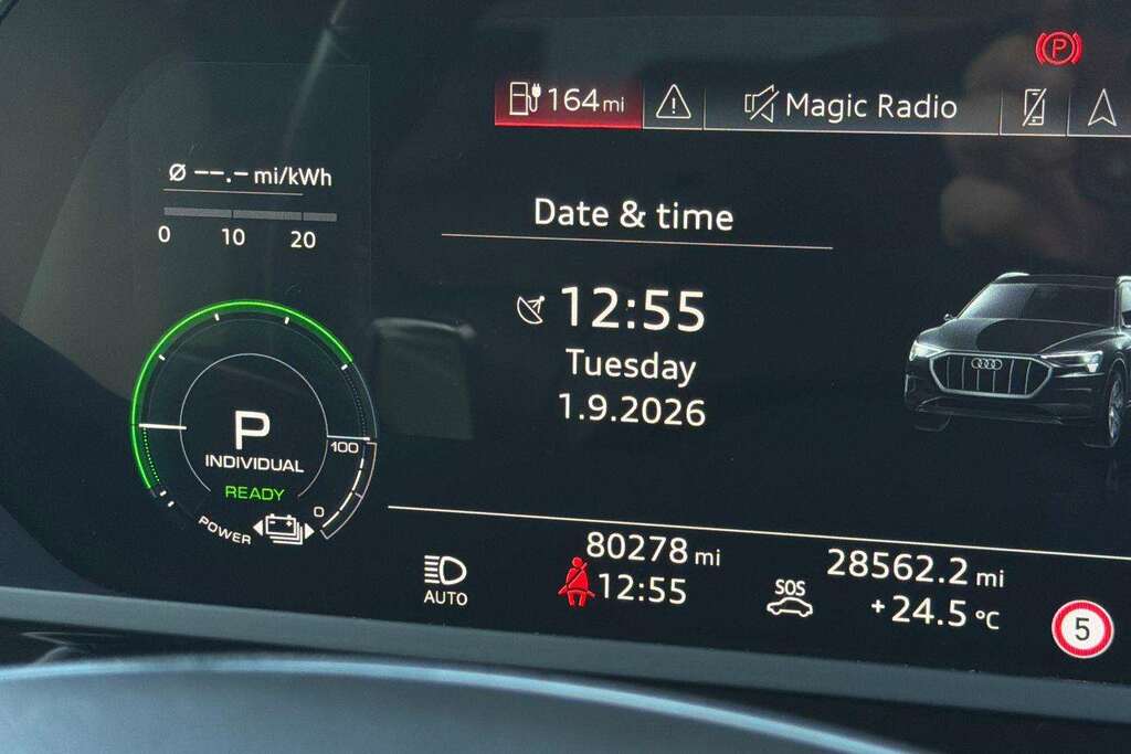 Audi E-tron 55 Quattro 95Kwh Blue #18