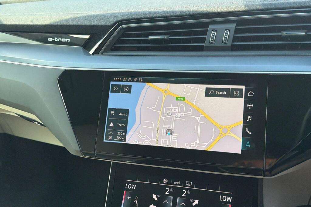 Audi E-tron 55 Quattro 95Kwh Blue #38