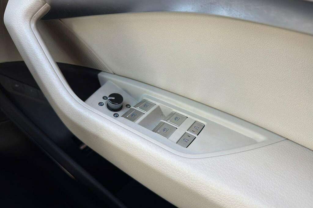 Audi E-tron 55 Quattro 95Kwh Blue #14