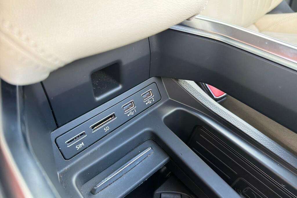 Audi E-tron 55 Quattro 95Kwh Blue #31