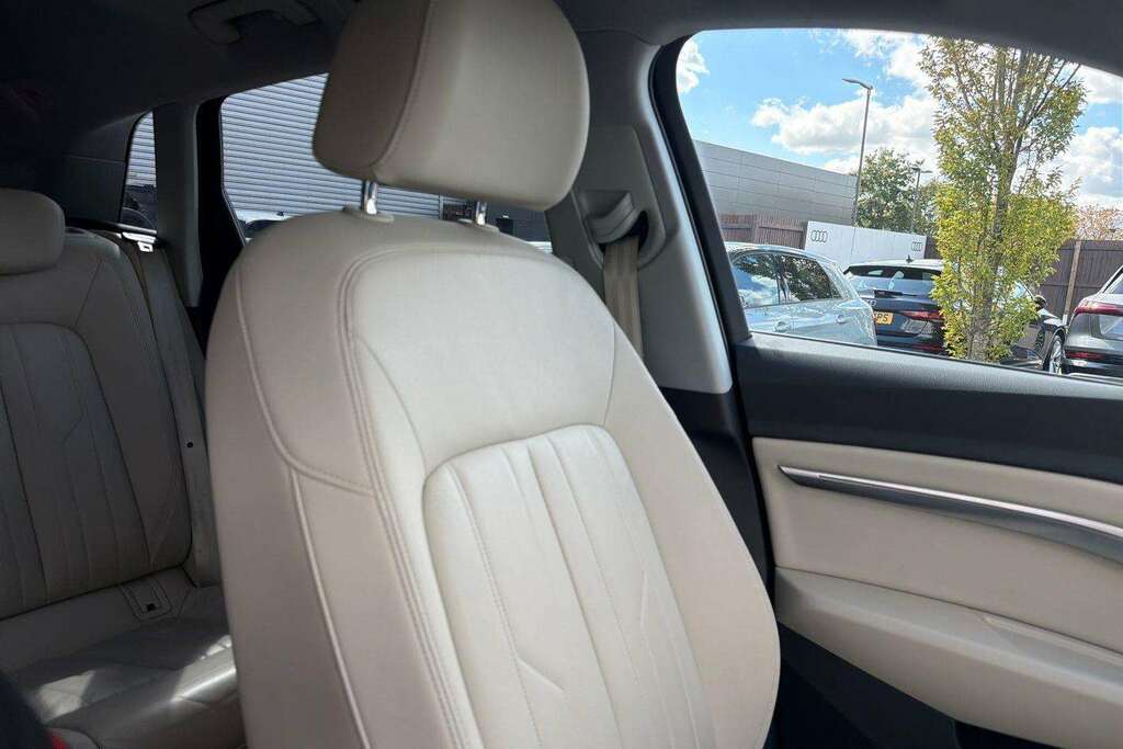 Audi E-tron 55 Quattro 95Kwh Blue #37