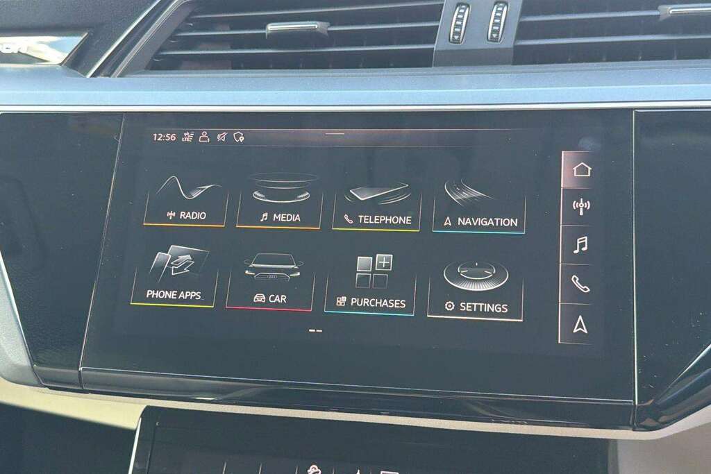 Audi E-tron 55 Quattro 95Kwh Blue #27