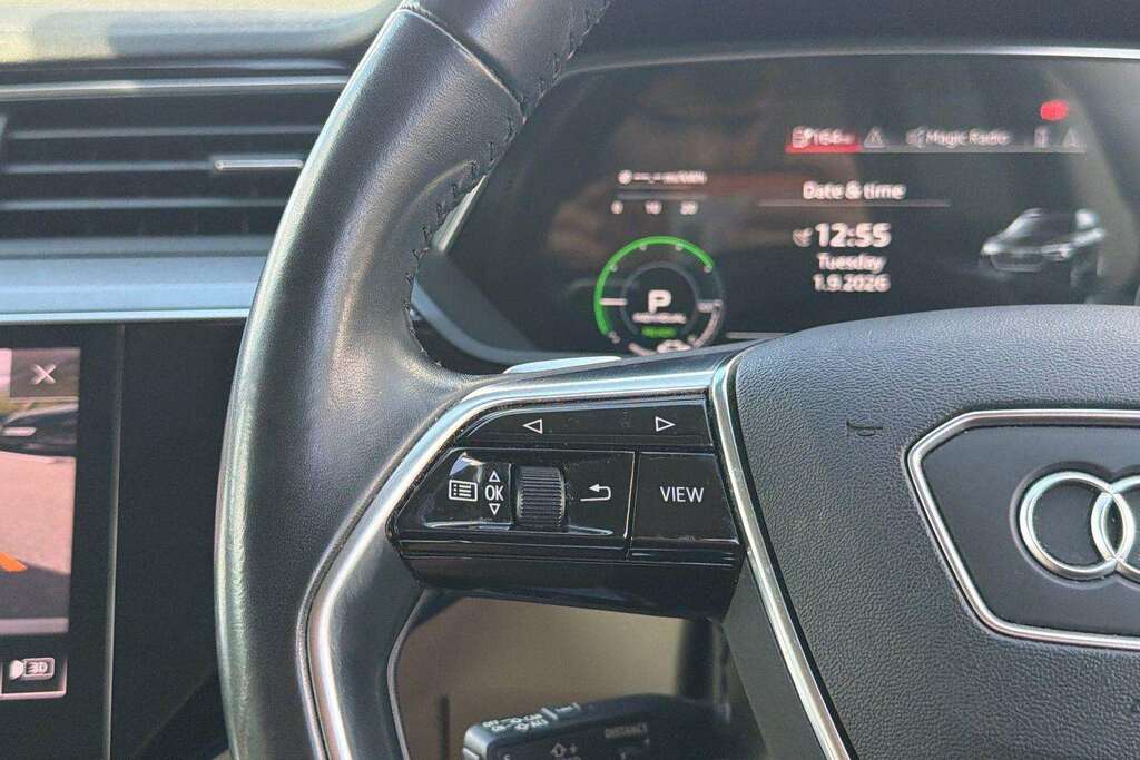 Audi E-tron 55 Quattro 95Kwh Blue #16