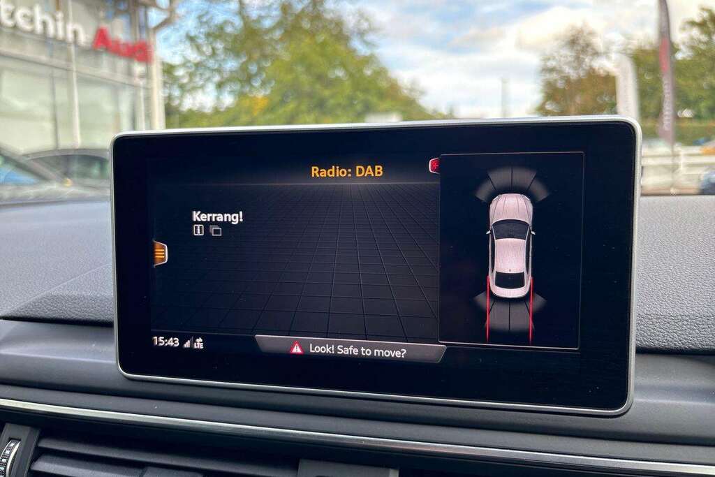 Audi A5 40 Tfsi S Line S Tronic 2019 White #26