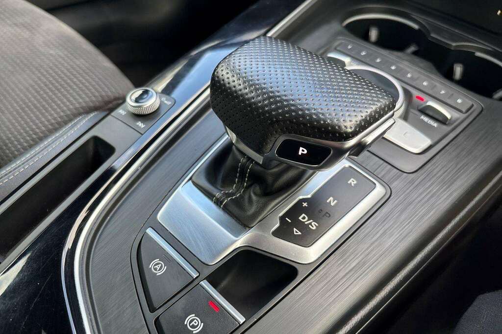 Audi A5 40 Tfsi S Line S Tronic 2019 White #15