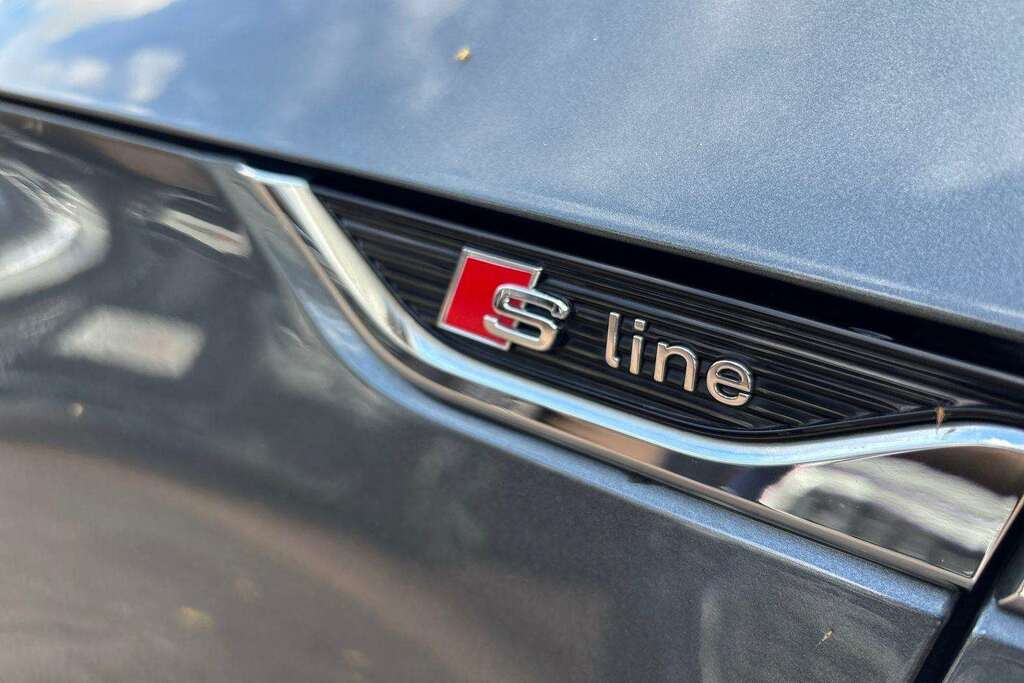 Audi A5 40 Tfsi S Line S Tronic 2019 White #39