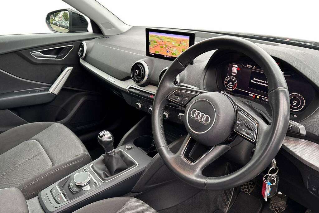 Audi Q2 30 Tfsi Sport 2022 Black #6