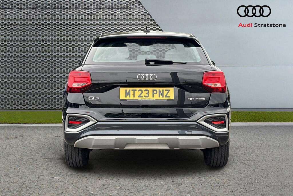 Audi Q2 30 Tfsi S Line Blue #7
