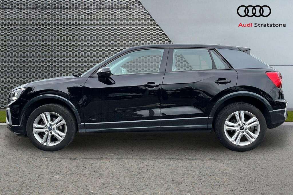 Audi Q2 30 Tfsi S Line Blue #8